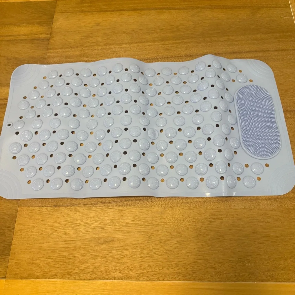 Light Blue Bath Mat with Suction Cups Foot Scrubber NEW